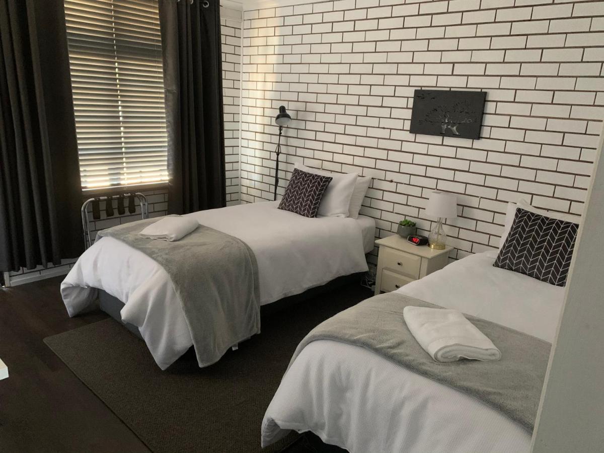 Kings Avenue Motel Saint Arnaud エクステリア 写真