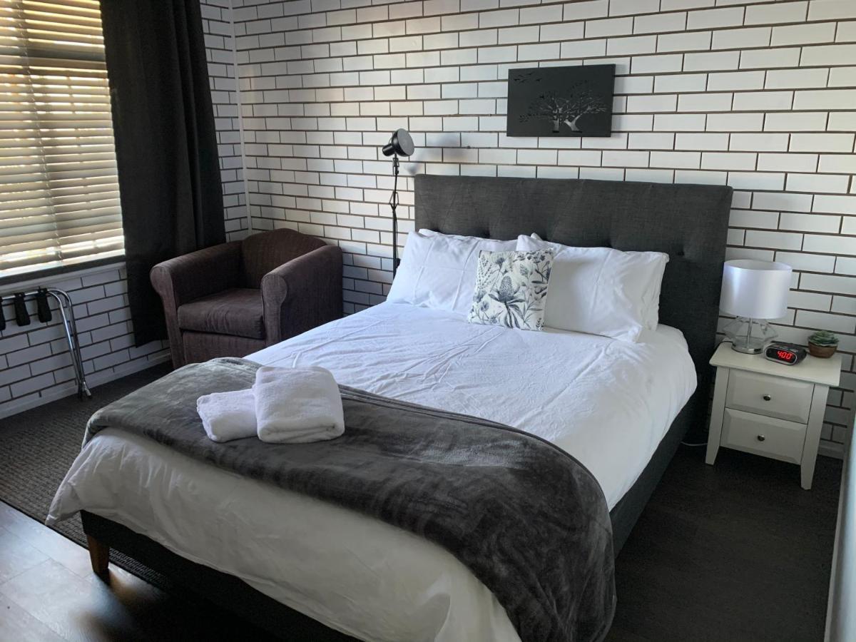 Kings Avenue Motel Saint Arnaud エクステリア 写真