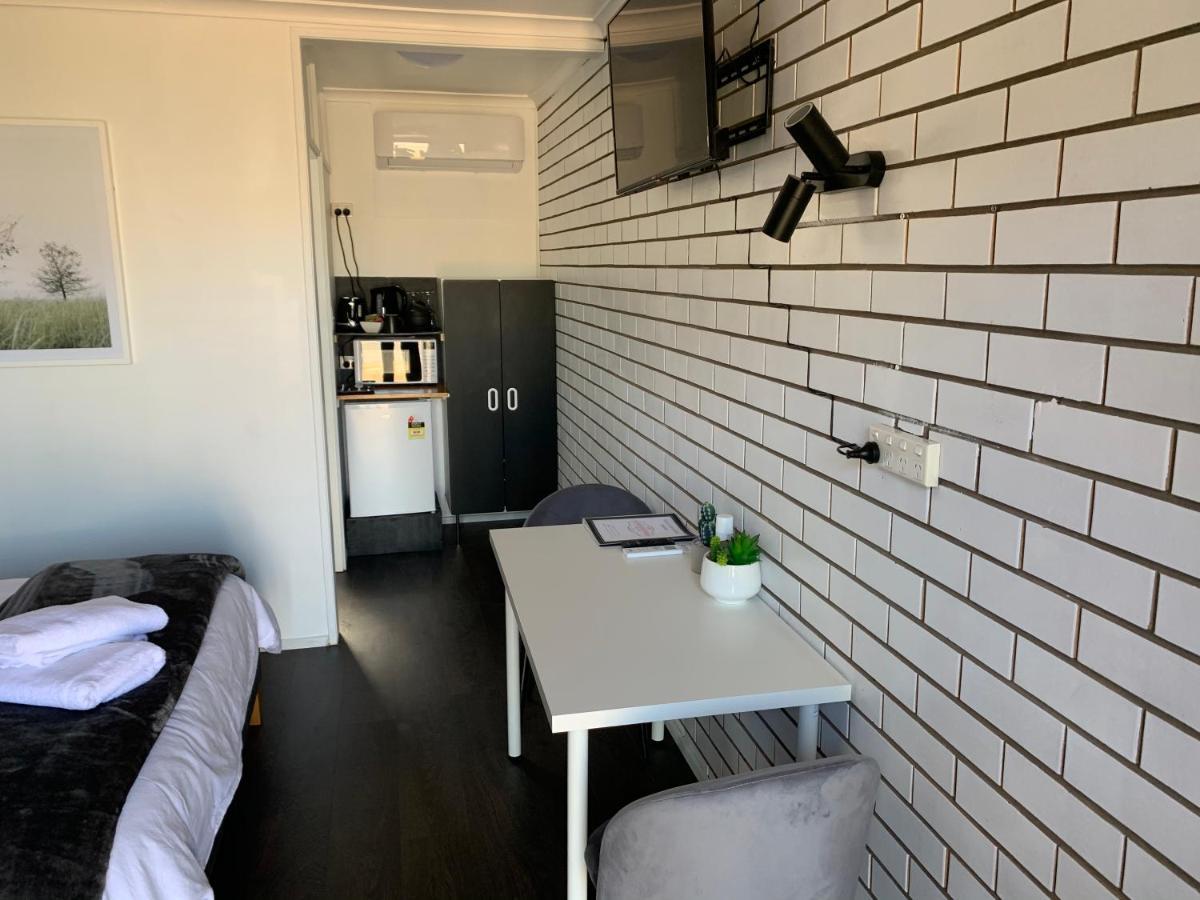 Kings Avenue Motel Saint Arnaud エクステリア 写真